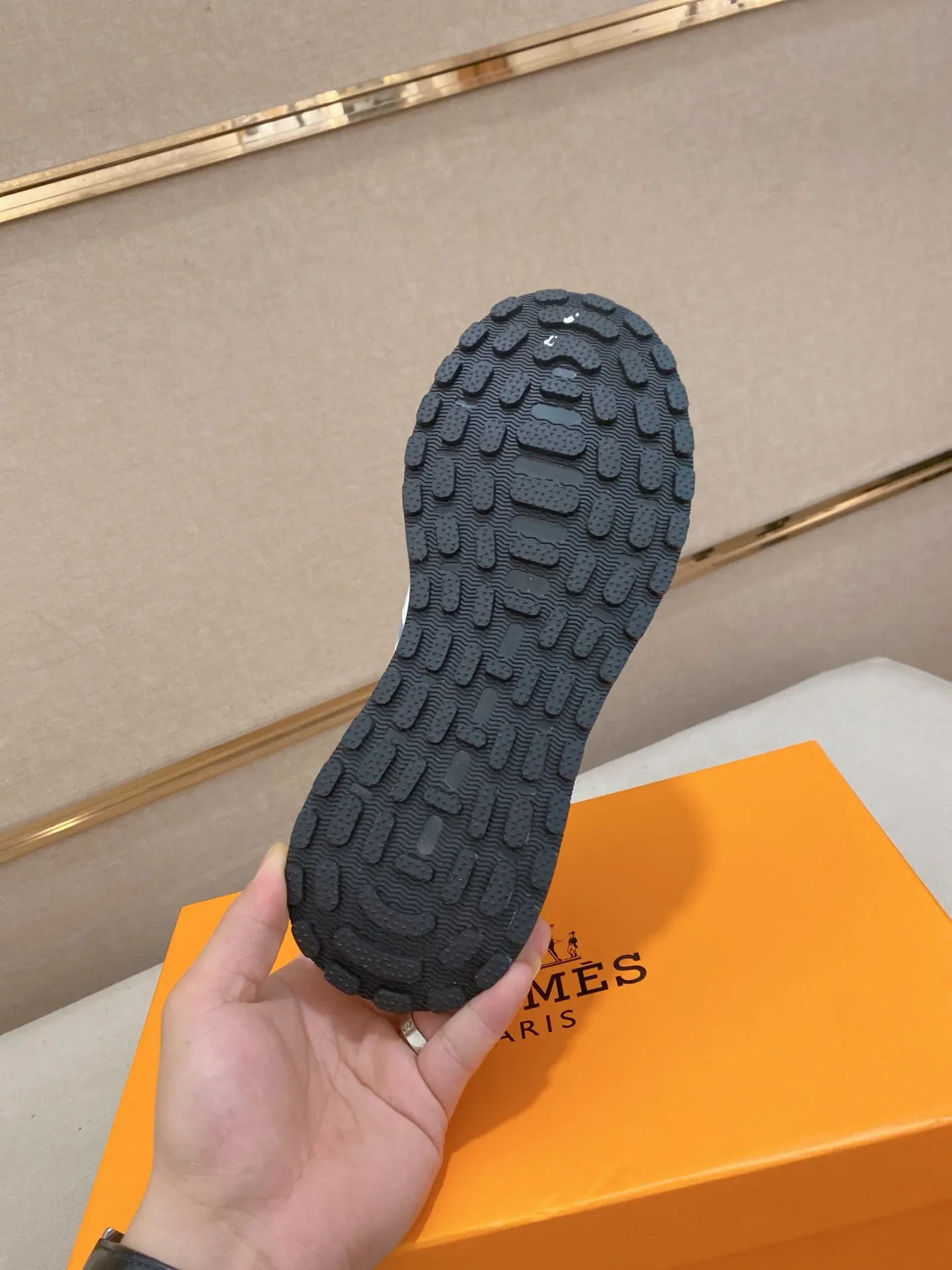 Men's clothing and shoes💰: 400💰《HERMES》【Original order·Version】Hermès; top 🔝purchasing agent🔍🔍men's latest 🇺🇸 counter sales simultaneously, imported from Italy original ▲▲cowhide ▲▲ (highlighting the high End, Nobility, Grade) Exquisite workmanship (Imported water-dyed sheepskin lining from Italy) Sole: Original sole provided by the original factory, ⚠️Exclusive double-layer activity, TPR, molded outsole; super comfortable Code number: 38-44